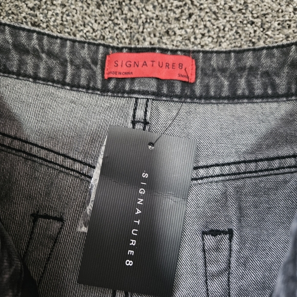 Signature8 highrise jean shorts NWT - Picture 4 of 10